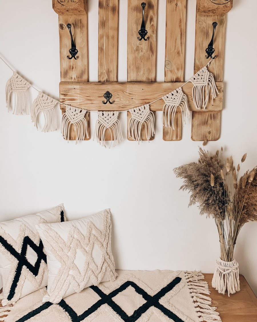 Große Makramee Wimpelkette - Boho Girlande - Boho Wandschmuck - Makramee für den Van kaufen - Makramee für die Wand bestellen - Lady Handgemacht by Tamara Wagner