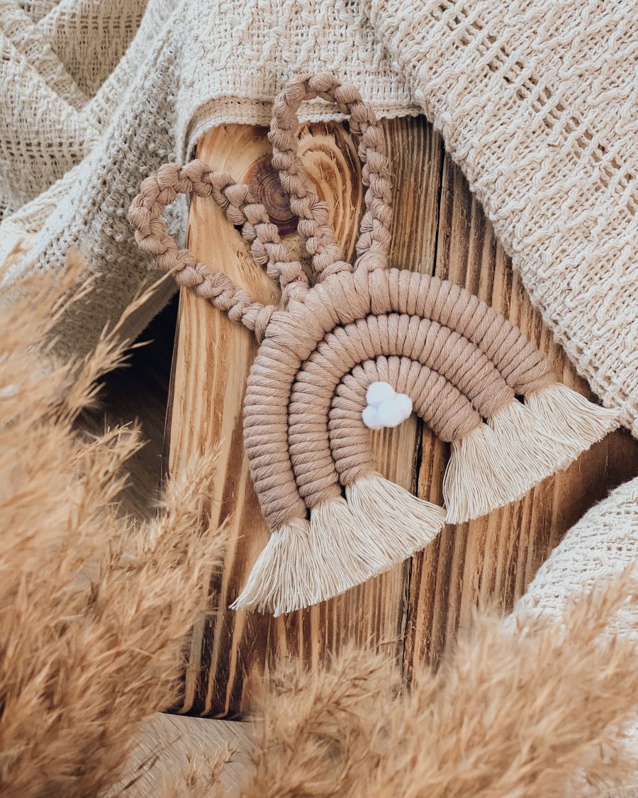 Makramee Hase - Bunny fürs Kinderzimmer - Boho Deko Babyzimmer - Osterdeko - Osterhase - Makramee Osterhase - Geschenk - Babyshower - Geburt - Lady Handgemacht by Tamara Wagner